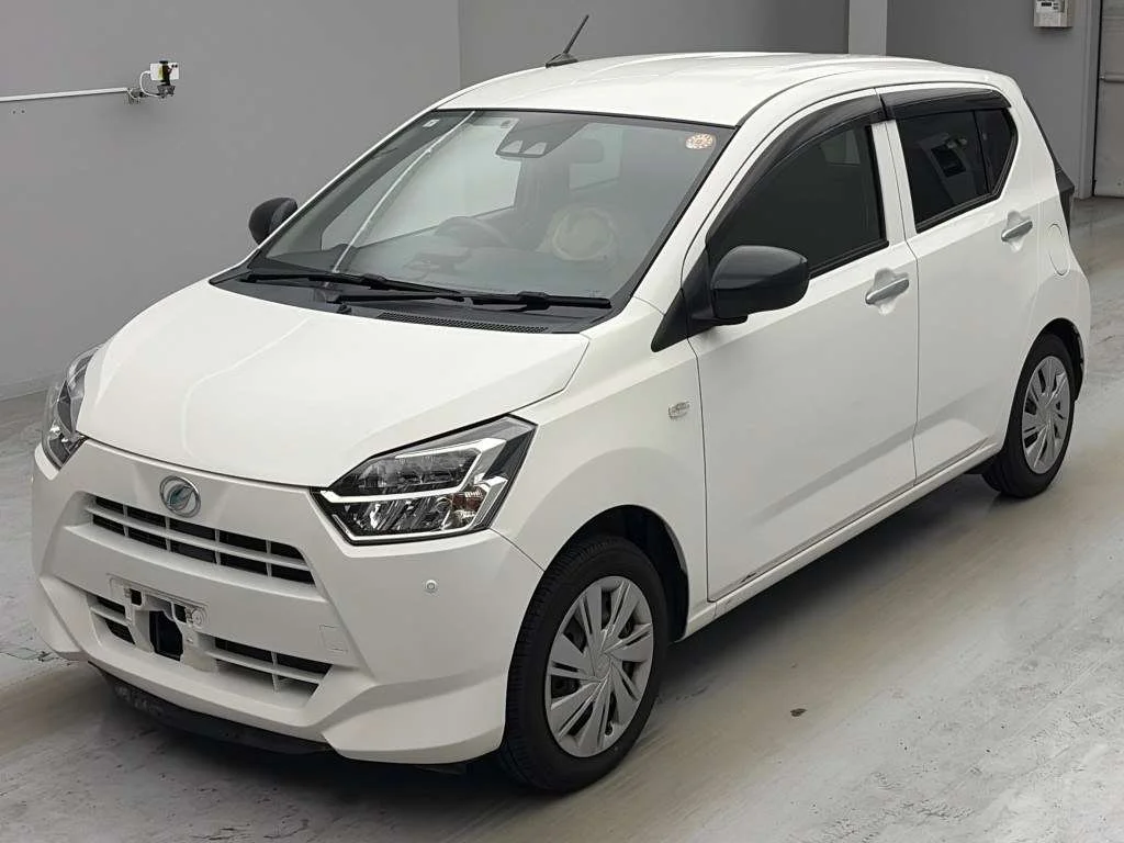 Daihatsu Mira e:S LA350S 2021